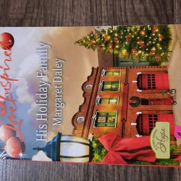 Holiday Romance Collection - Picture 10 of 16